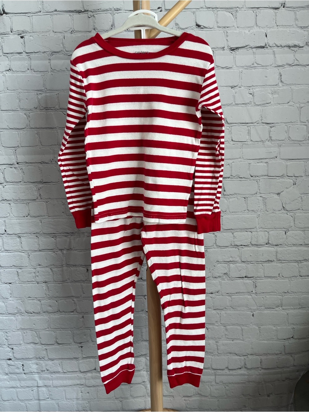 ⭐️⭐️PICK 5 / $20 Carter's Kids Red & White Striped Pajama Set